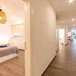 Modern Beautiful Pool And Sea - Happy Apartament