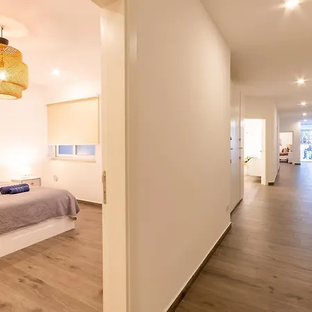 Modern Beautiful Pool And Sea - Happy * Qawra