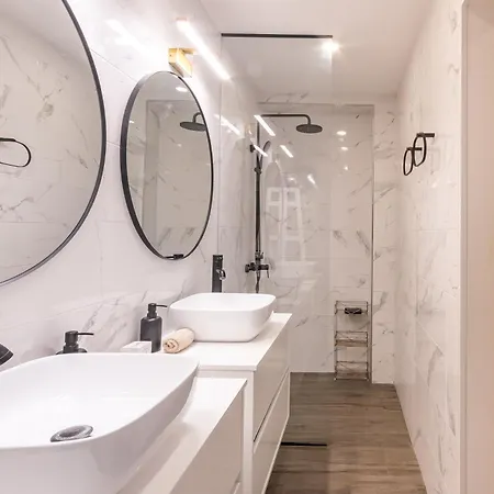 Modern Beautiful Pool And Sea - Happy شقة *