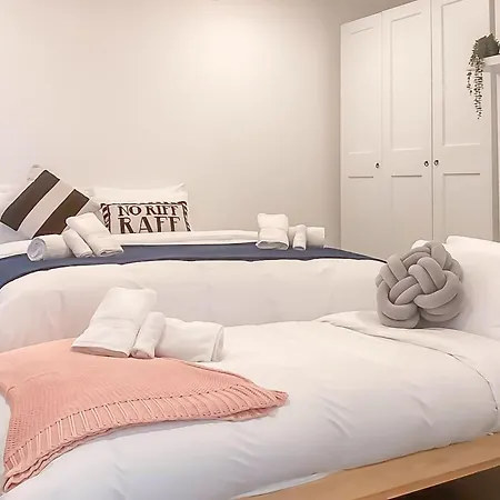 Modern Beautiful Pool And Sea - Happy شقة *