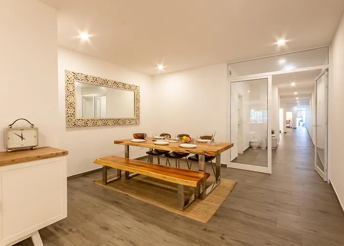 Modern Beautiful Pool And Sea - Happy * Qawra